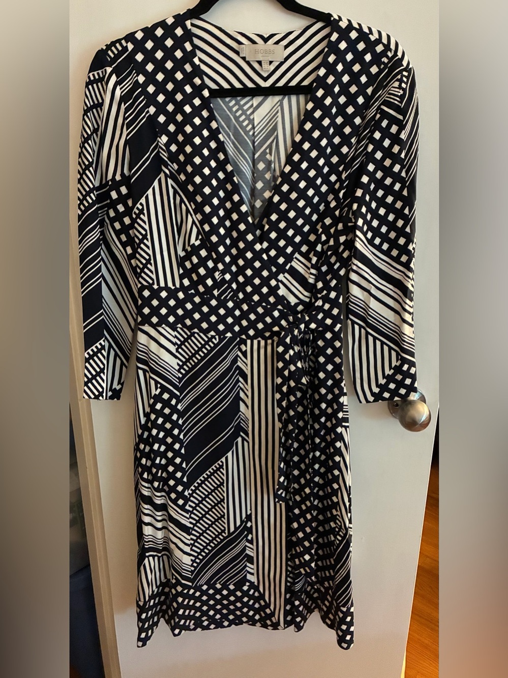 Hobbs London Black & White Geometric Wrap Dress - size 6